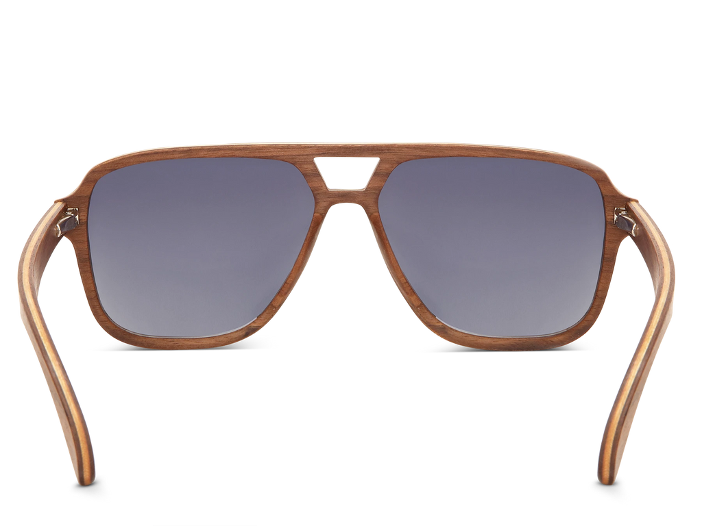 Aviator sunglasses with grey lens