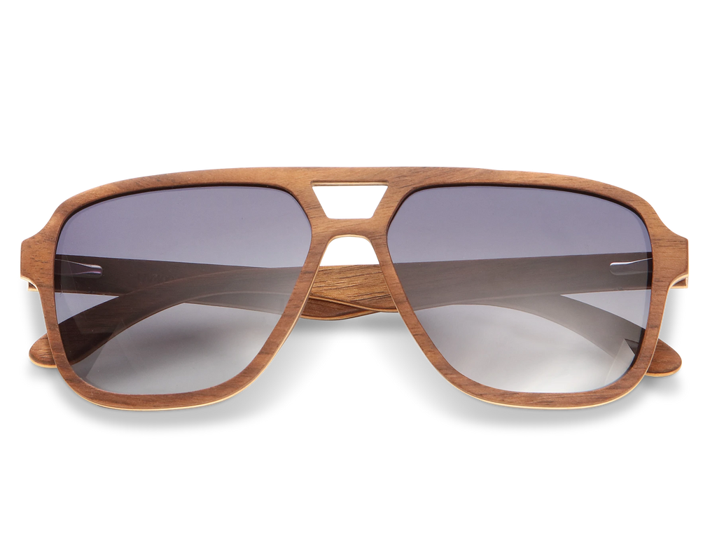 Aviator sunglasses with grey lens