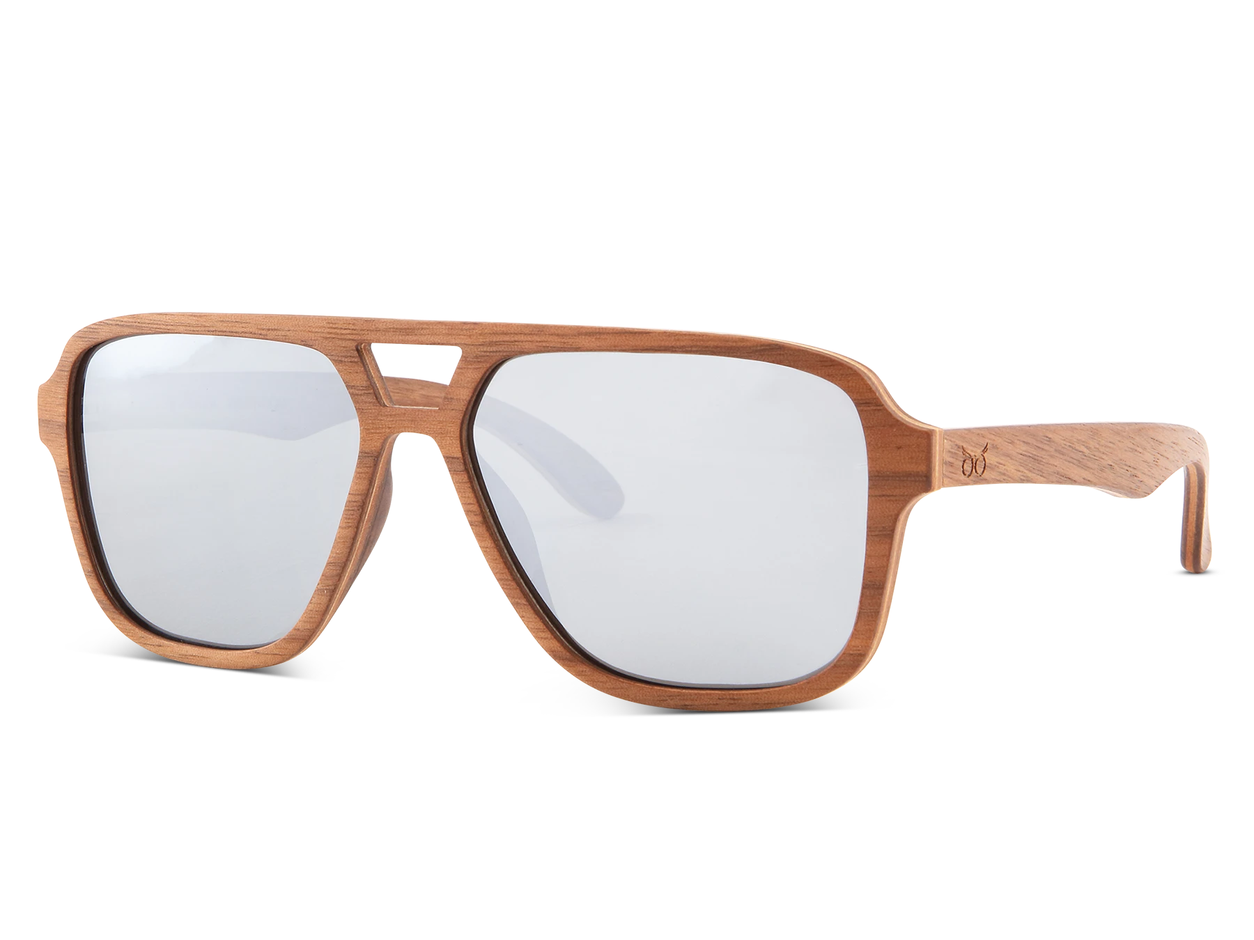 Aviator sunglasses with silver lens