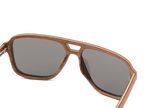 Aviator sunglasses with silver lens