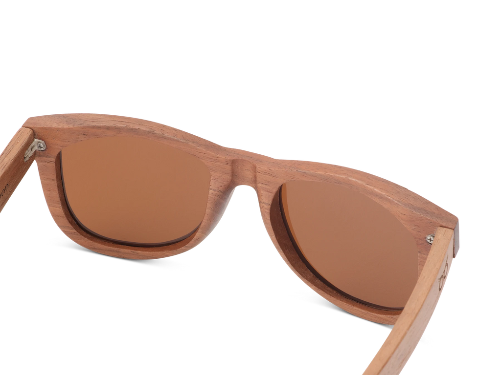 Classic walnut sunglasses with brown lens